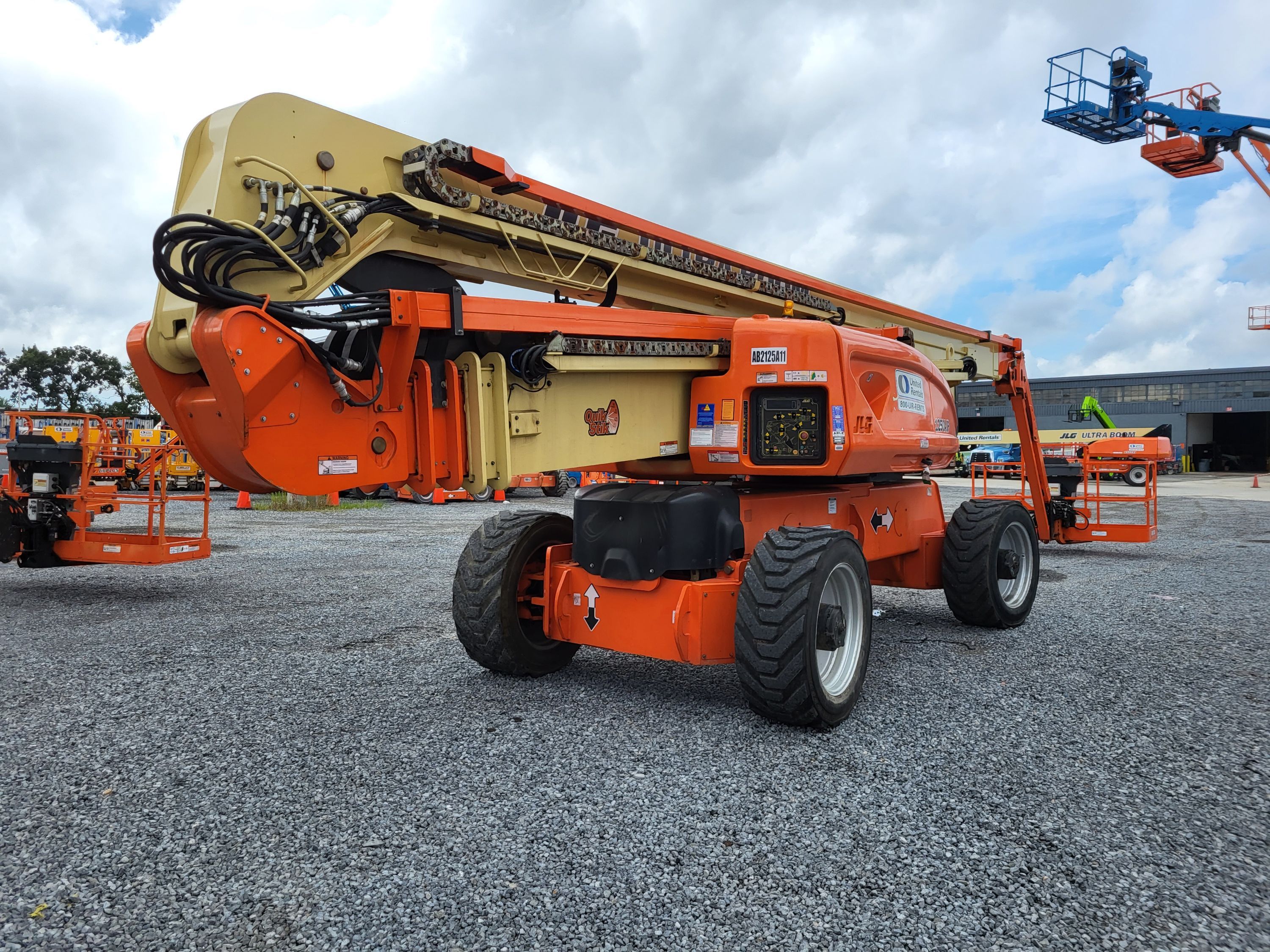 Used 2009 JLG 1250AJP Articulating Lift #A8517600 for sale