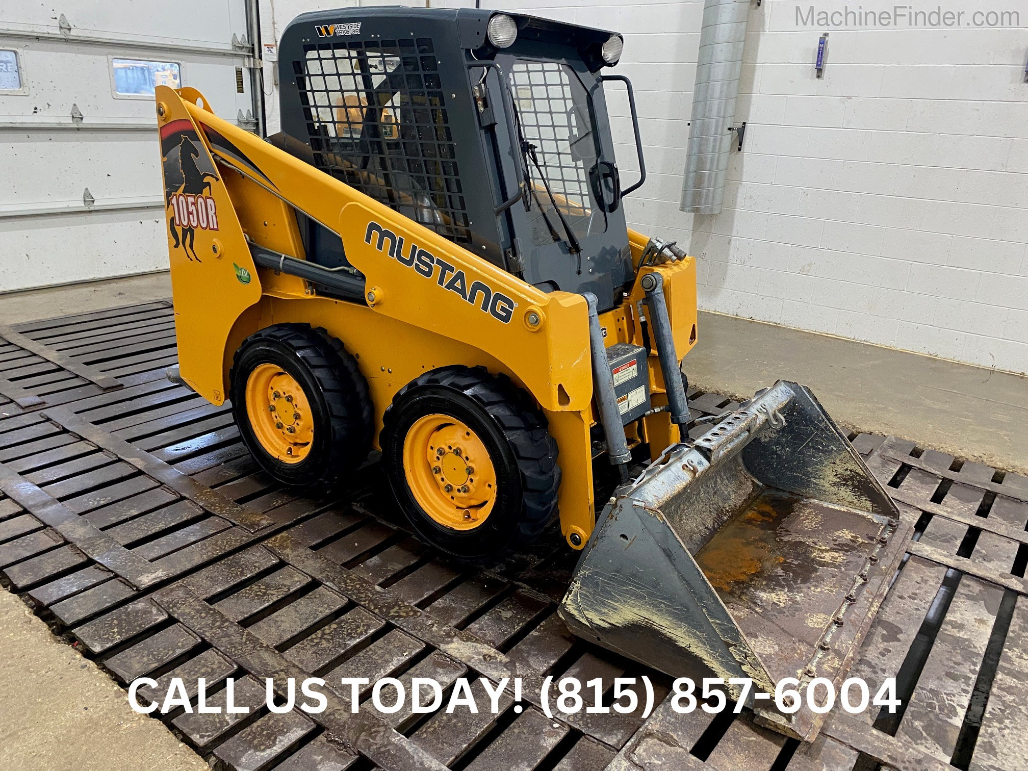 Used Mustang Heavy Equipment for sale Boom & Bucket