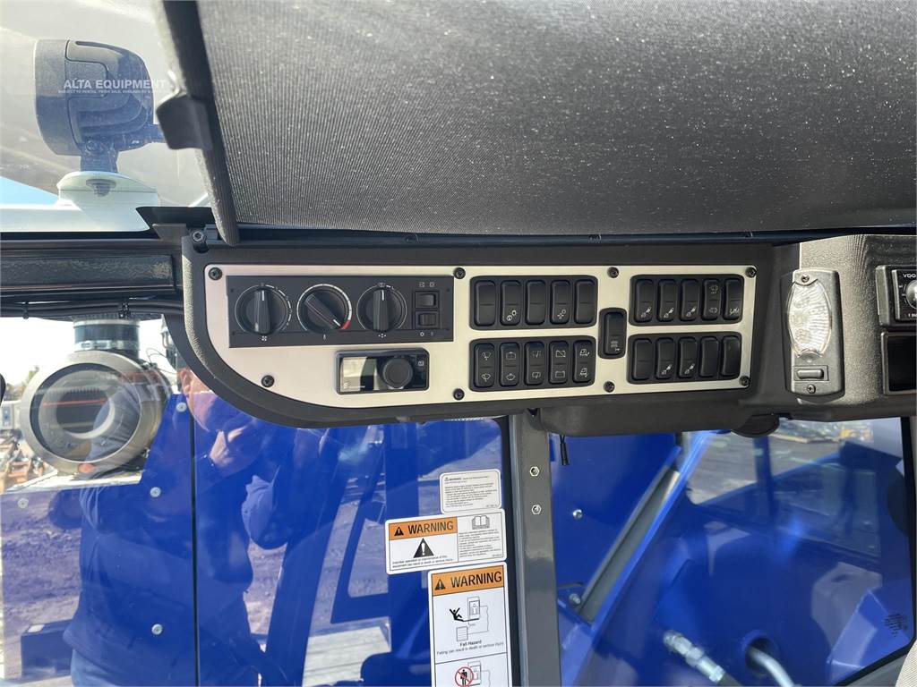 Used Tadano Mantis Heavy Equipment for sale Boom & Bucket