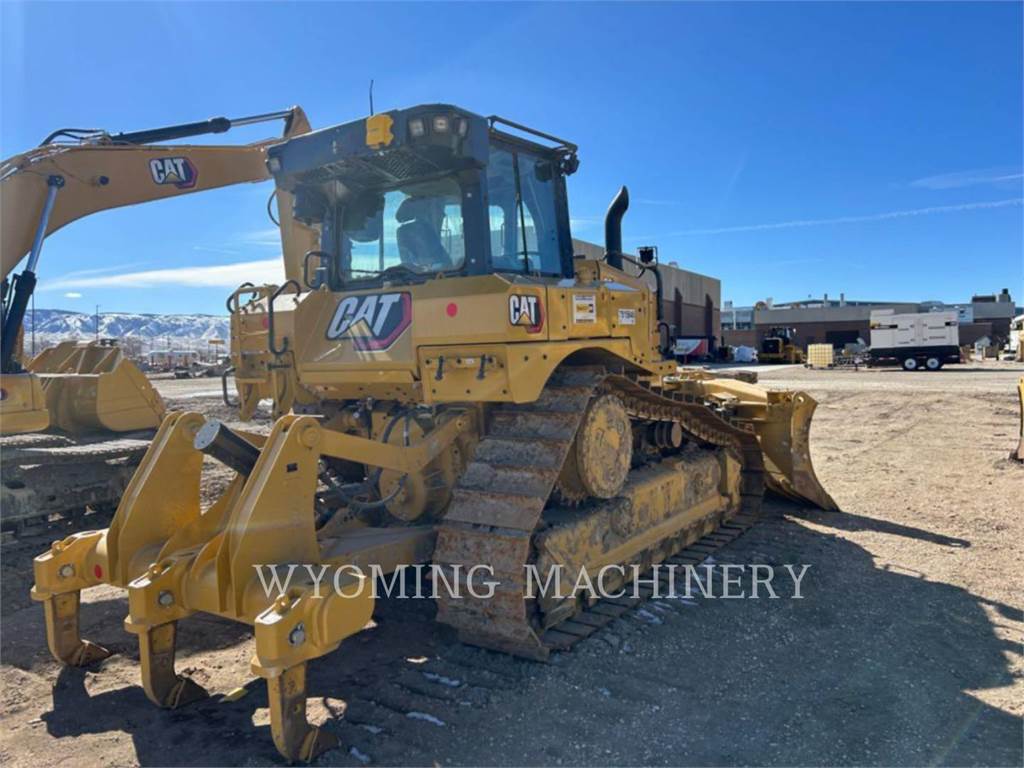 Used 2023 Caterpillar D6 Bulldozer #A7988986 for sale
