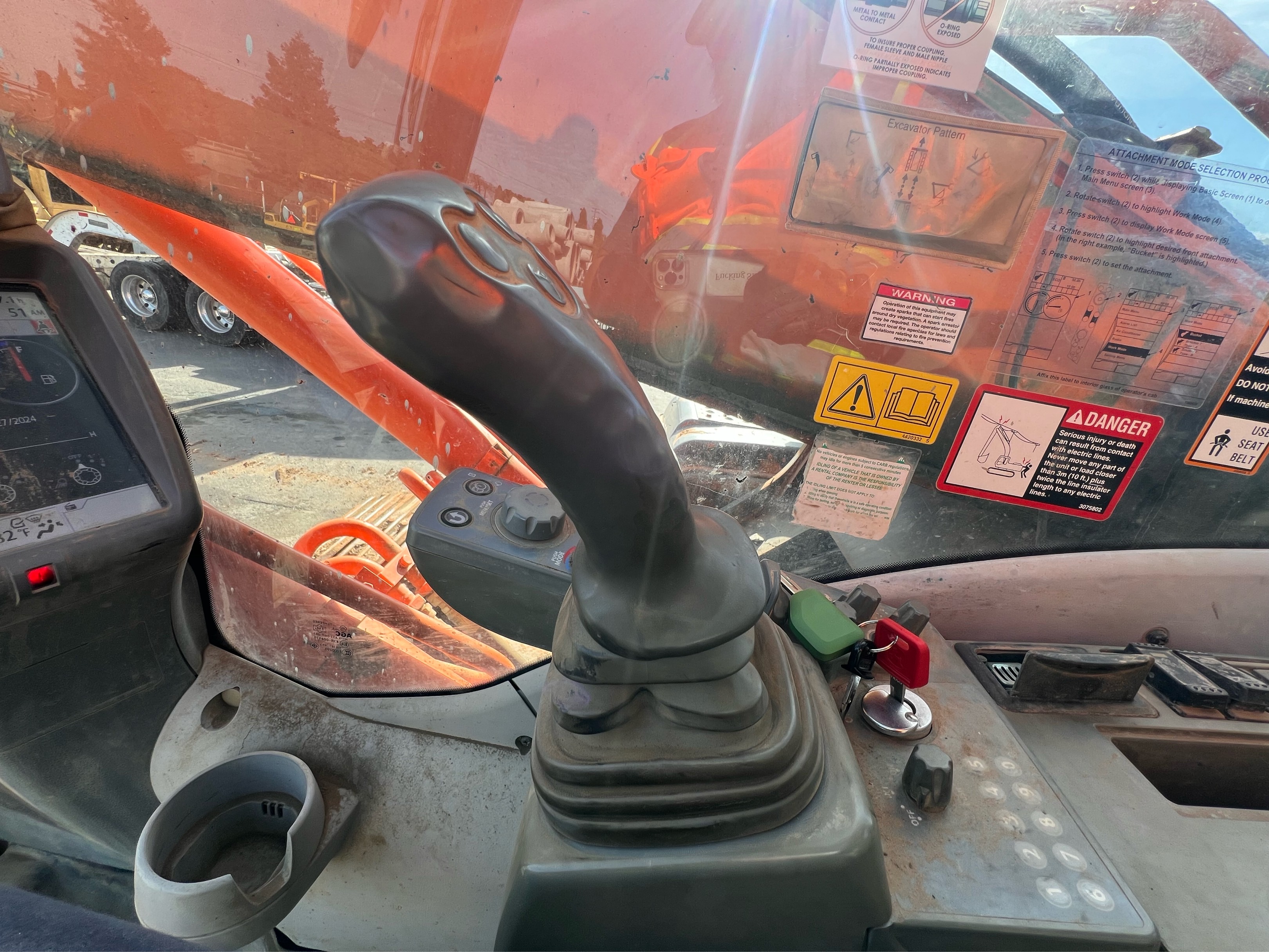 Used 2014 Hitachi ZX350 LC-5N Excavator #A8659687 for sale Used 2014 Hitachi ZX350 LC-5N Excavator #A8659687 for sale