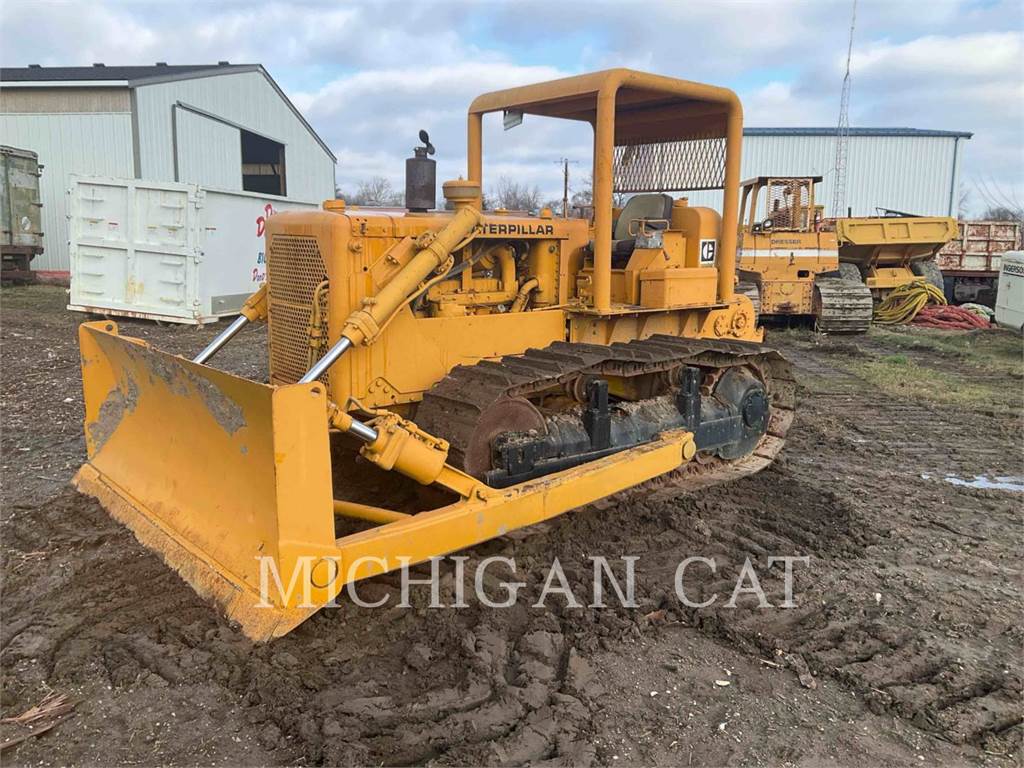 Used 1968 Caterpillar D6C Bulldozer #A4681203 for sale
