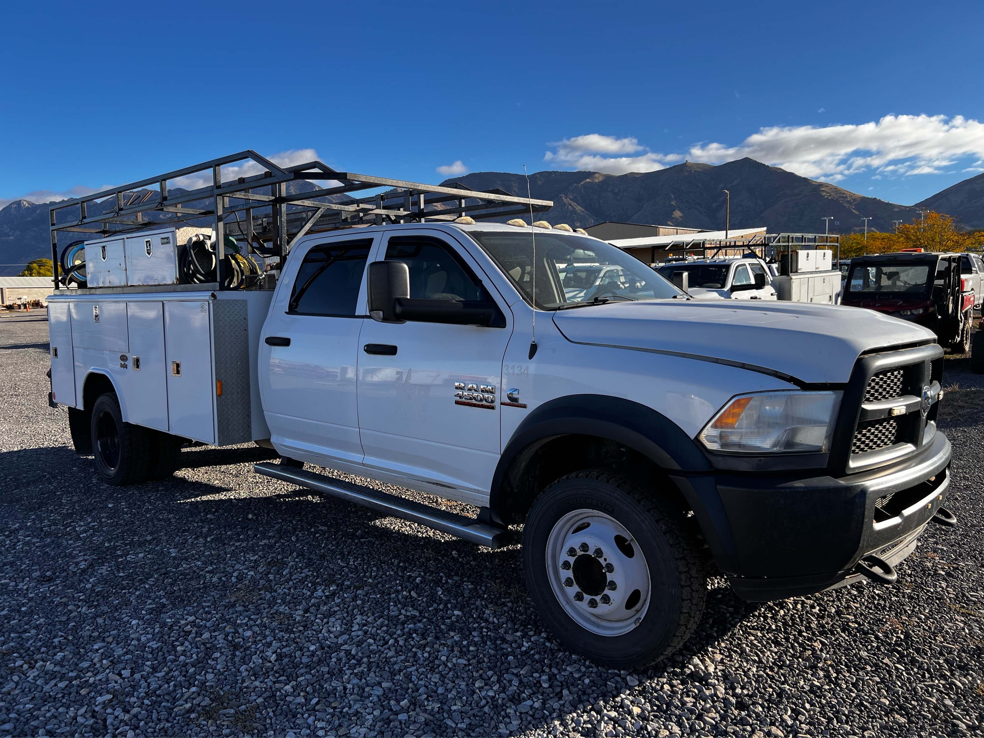 Used Heavy Equipment for sale 4500duallyservicetruck