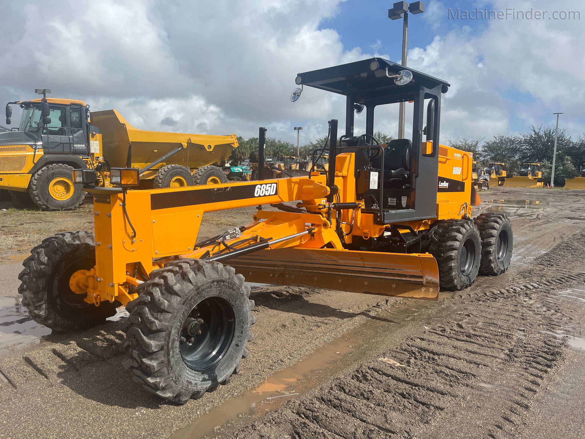 Used 2023 Leeboy 685B Motor grader #A8855514 for sale
