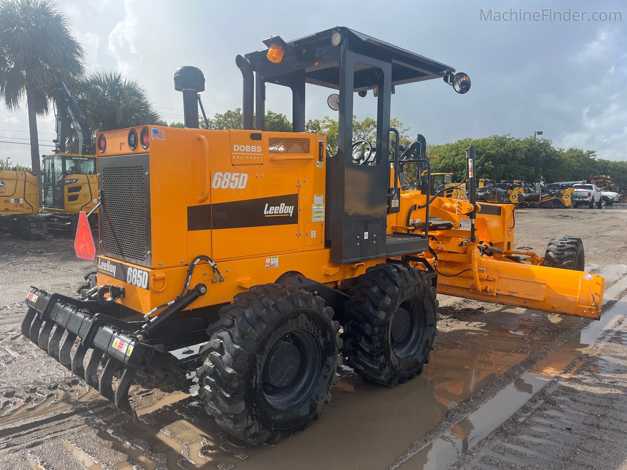 Used 2023 Leeboy 685B Motor grader #A8855514 for sale Used 2023 Leeboy 685B Motor grader #A8855514 for sale