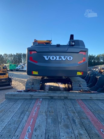Used Volvo Ec220el Specs & Features