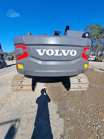 Used Volvo Ec220el Specs & Features