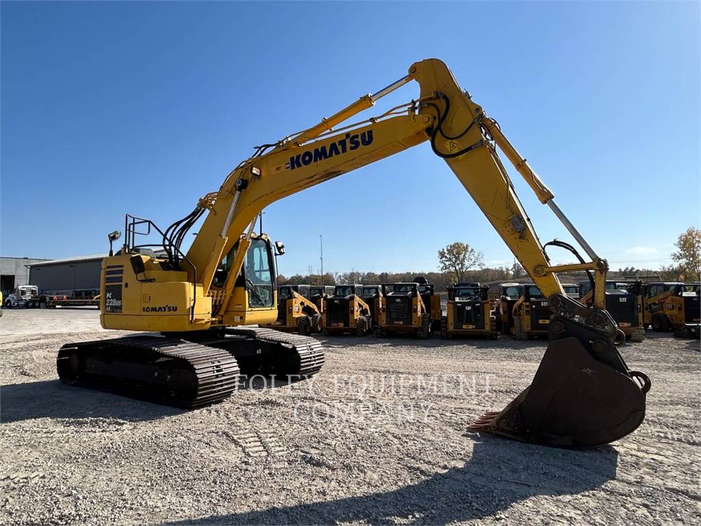 Used Komatsu Pc210 Lc 11 Specs & Features