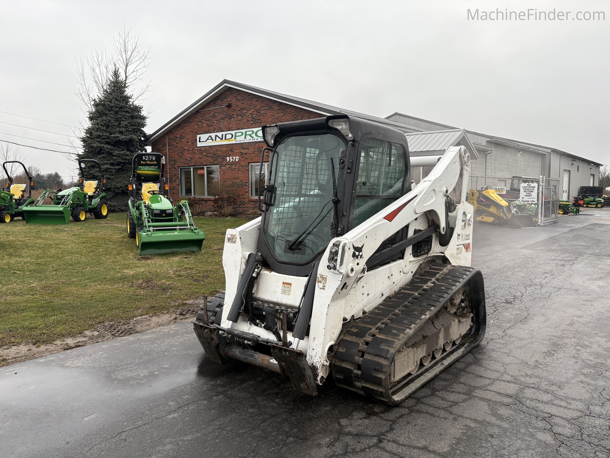 Used Bobcat S300 Specs & Features
