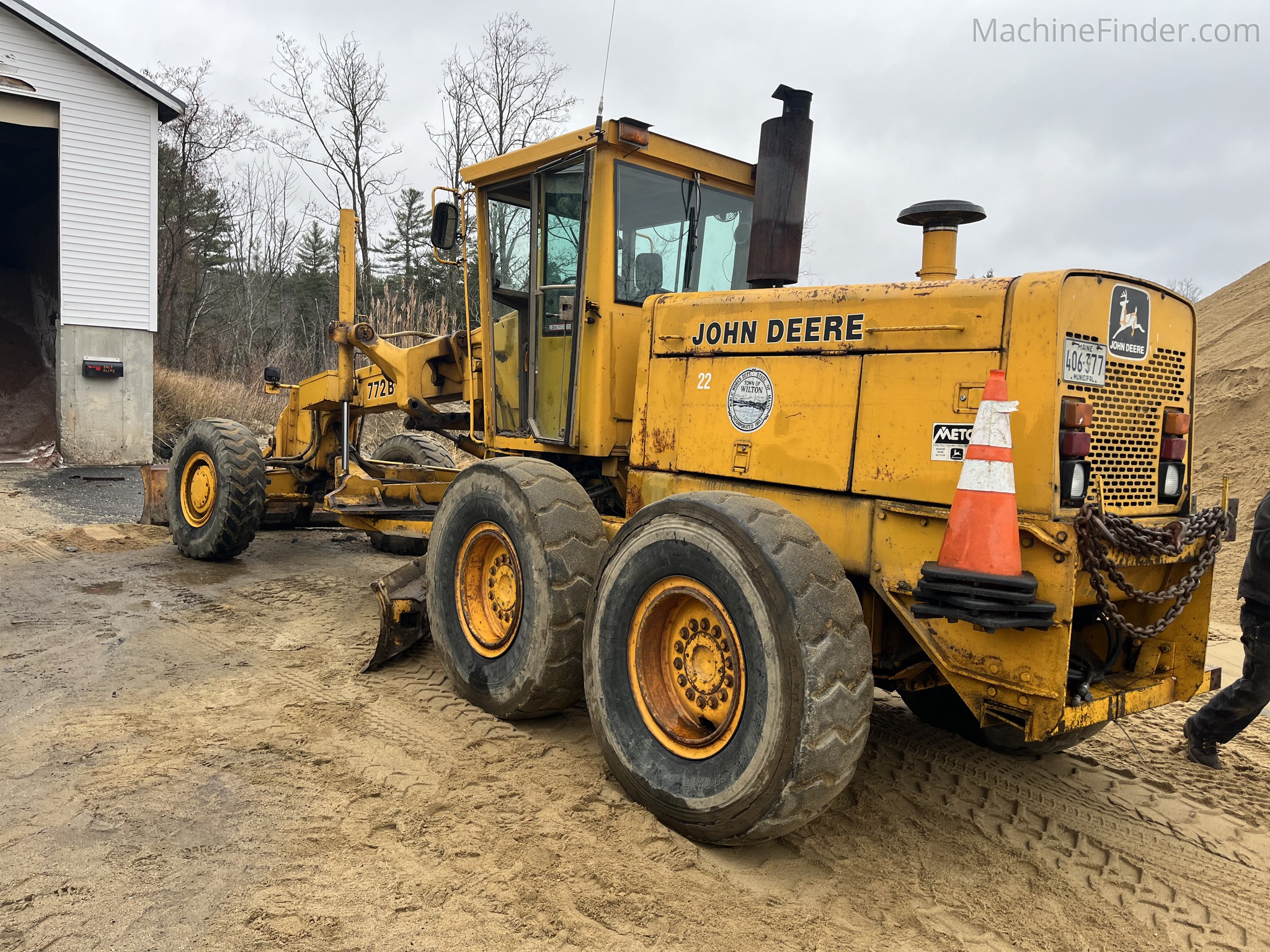 John Deere 772B Motor Grader