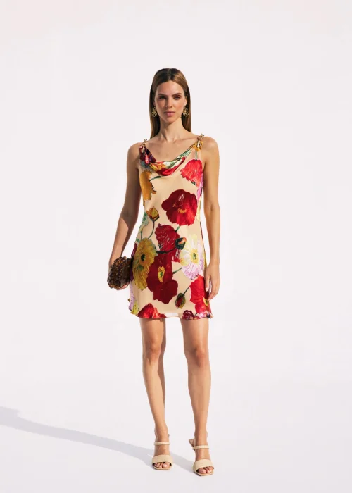 outfit_image