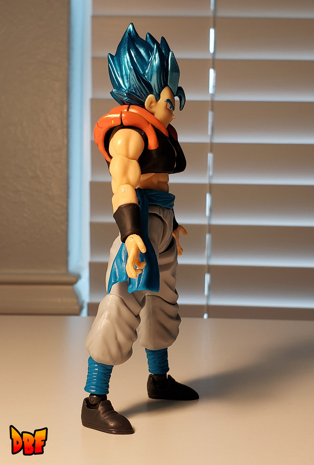 Dragon Ball Evolve Action Figures SSGSS Goku