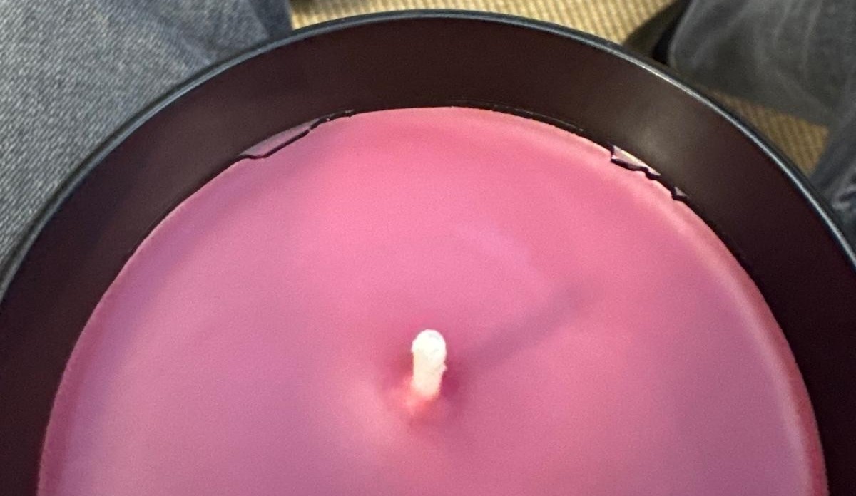 Pourquoi ma bougie présente-t-elle des craquelures en hiver ?