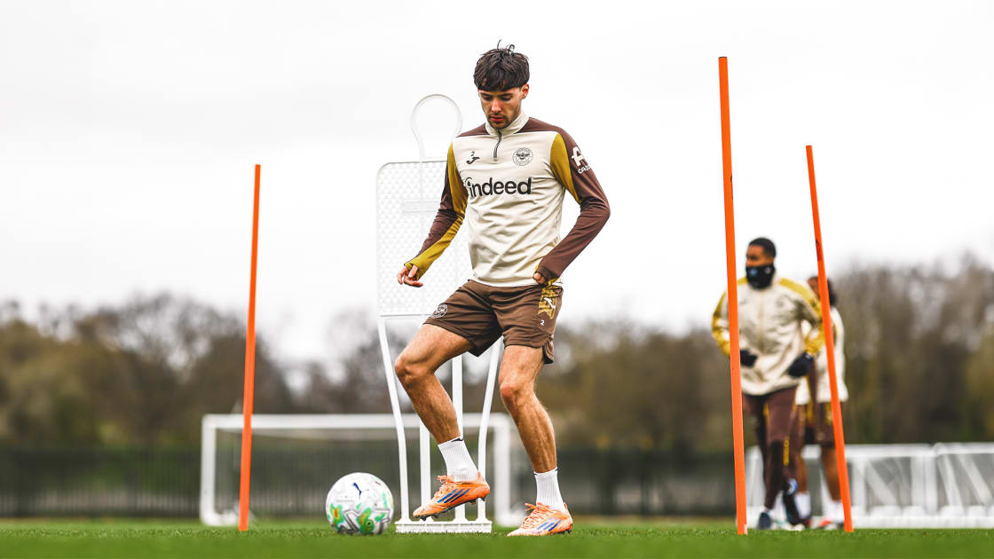 Brentford injury update: Aaron Hickey available for Fulham fixture | ...