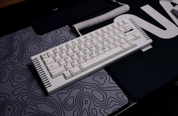 picture of a gmk hennessey keyboard