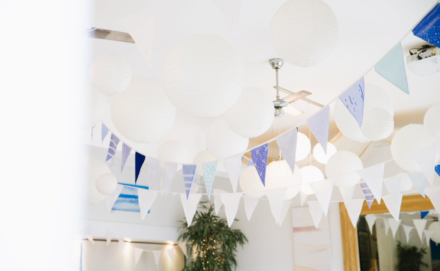 South West | Cornwall | Porthtowan | Autumn | Coastal | DIY | Blue | White | Bar | Real Wedding | Helen Court Photography #Bridebook #RealWedding #WeddingIdeas Bridebook.co.uk 