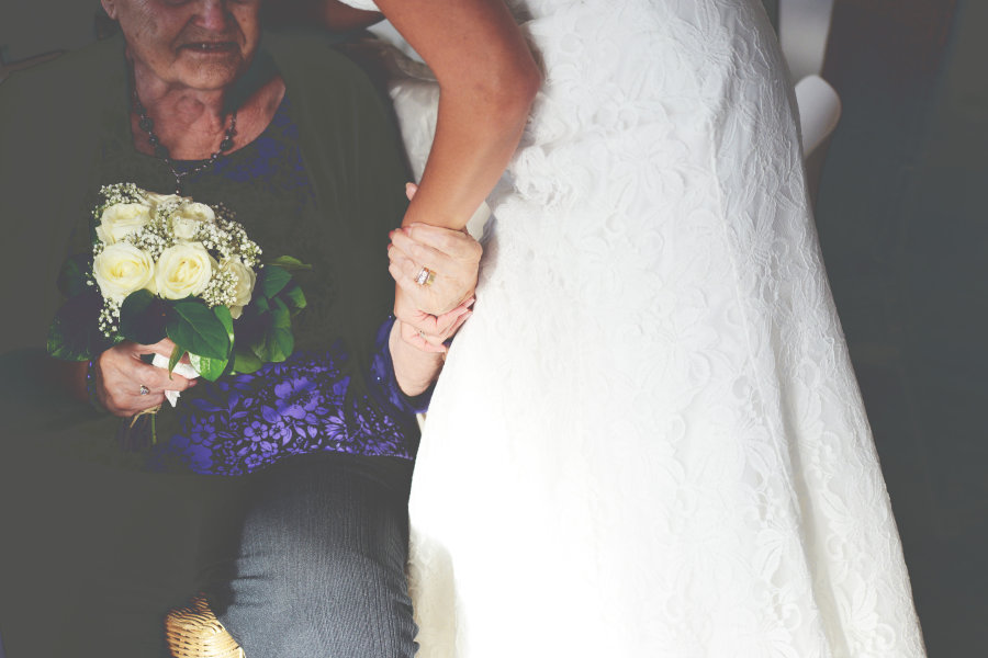 South West | Cornwall | Porthtowan | Autumn | Coastal | DIY | Blue | White | Bar | Real Wedding | Helen Court Photography #Bridebook #RealWedding #WeddingIdeas Bridebook.co.uk 