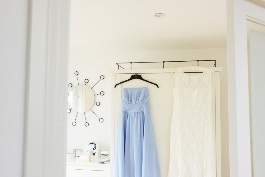South West | Cornwall | Porthtowan | Autumn | Coastal | DIY | Blue | White | Bar | Real Wedding | Helen Court Photography #Bridebook #RealWedding #WeddingIdeas Bridebook.co.uk 