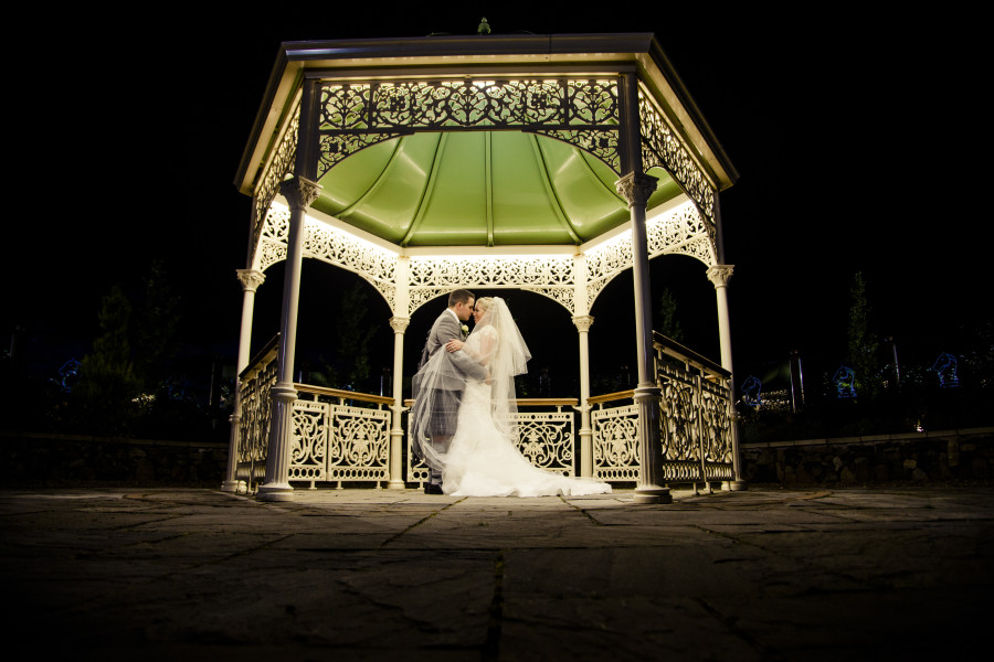 Scotland | Renfrewshire | Bishopton | Autumn | Classic | Modern | Blue | Cream | Country Club | Real Wedding | Sheila Galvin #Bridebook #RealWedding #WeddingIdeas Bridebook.co.uk