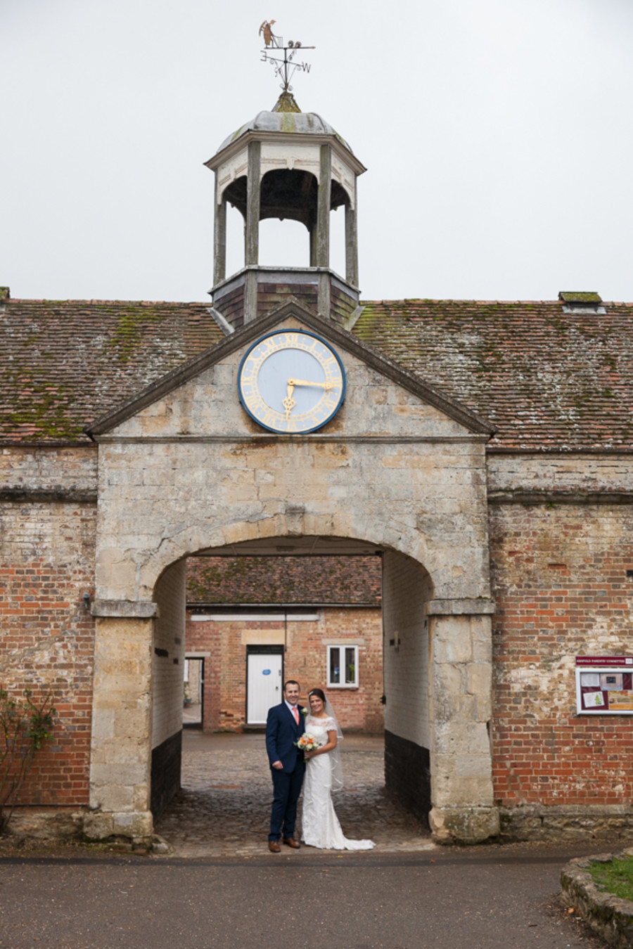 South East | Buckinghamshire | Aylesbury | Autumn | Country | Classic | DIY | Orange | Teal | Manor House | Real Wedding | Isha Photography #Bridebook #RealWedding #WeddingIdeas Bridebook.co.uk 