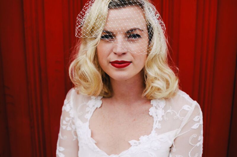 Scotland | Lanarkshire | Glasgow | Autumn | Coastal | Outdoor | Vintage | Purple | Red | Castle | Real Wedding | Hajley Photography #Bridebook #RealWedding #WeddingIdeas Bridebook.co.uk