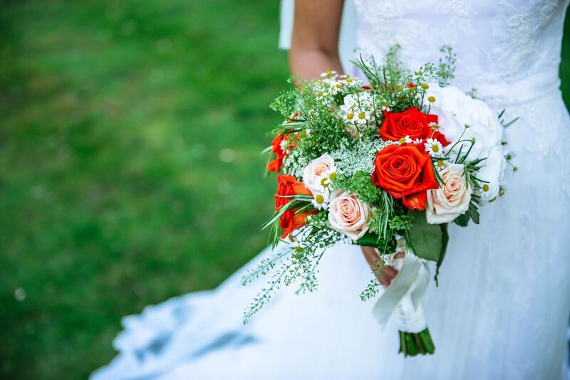 South East | Sussex | Crawley | Summer | Outdoor | Garden | Blue | Orange | Manor House | Real Wedding | Hajley Photography #Bridebook #RealWedding #WeddingIdeas Bridebook.co.uk 
