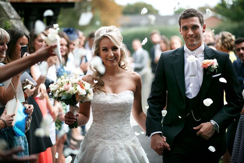 South East | Buckinghamshire | Maidenhead | Autumn | Classic | Elegant | Pink | Brights | Coral | Country House | Real Wedding | Guy Hearn Photography #Bridebook #RealWedding #WeddingIdeas Bridebook.co.uk