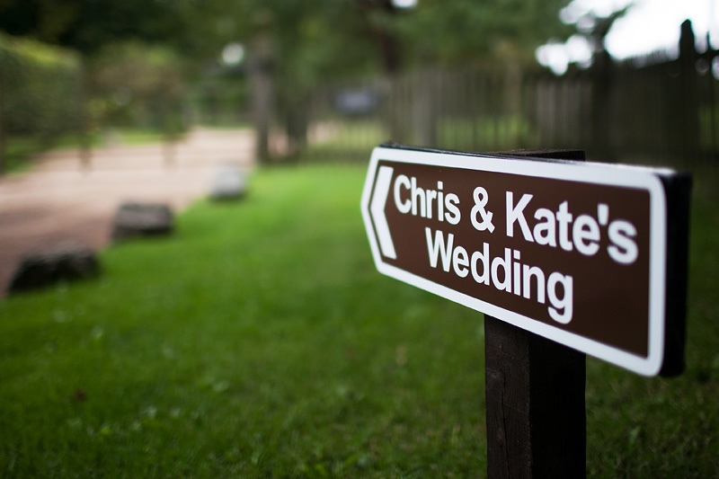 South East | Buckinghamshire | Great Hampden | Summer | Classic | Purple | Plum | Country House | Real Wedding | Guy Hearn Photography #Bridebook #RealWedding #WeddingIdeas Bridebook.co.uk