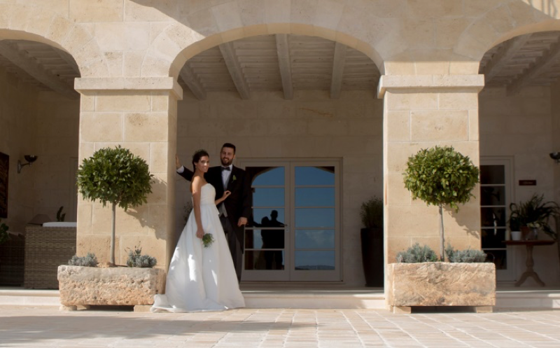 Bridebook.co.uk luxury travel book