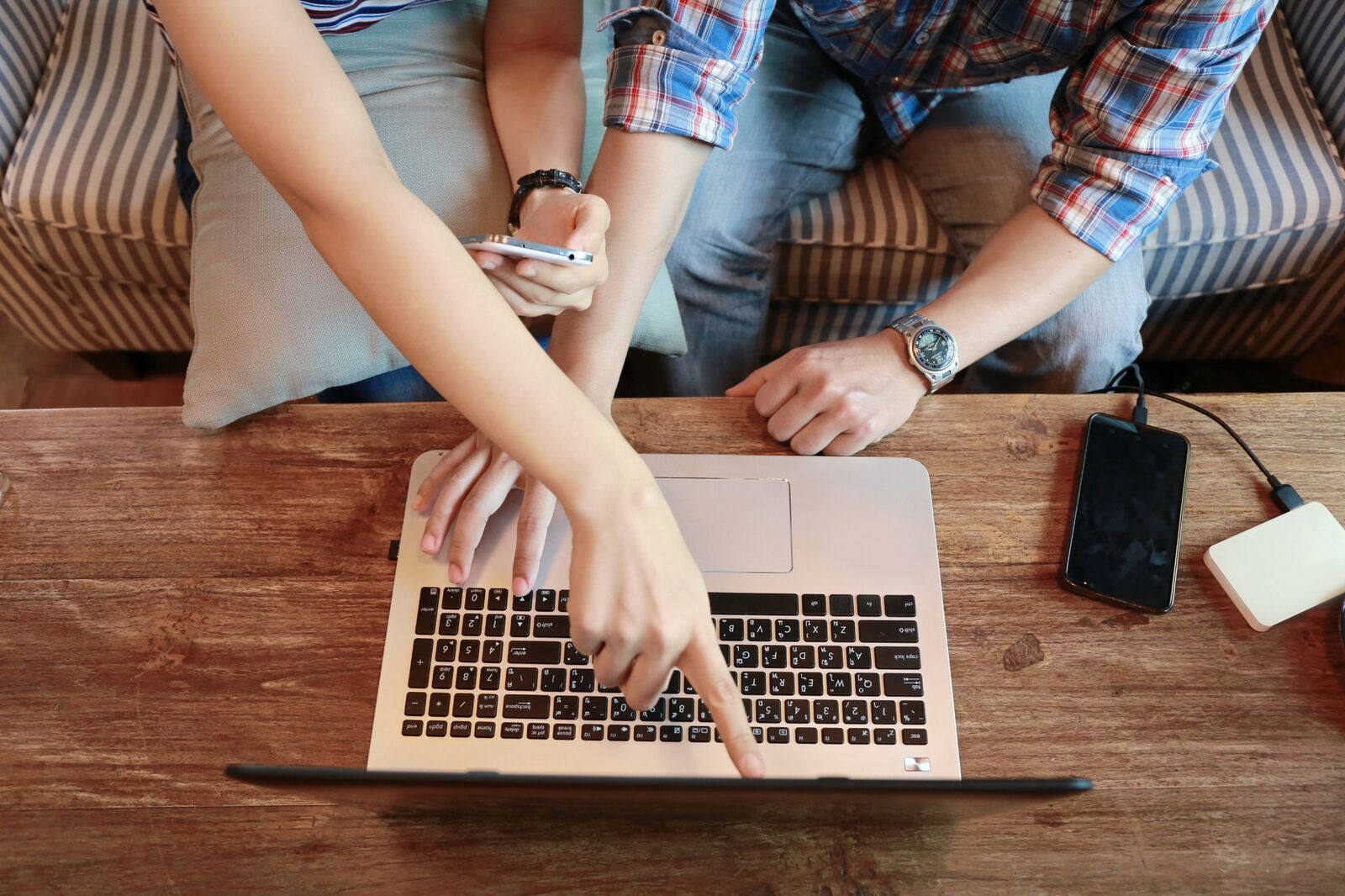 Wedding planning made easy with Bridebook How to deliver personalised weddings in an impersonal online world