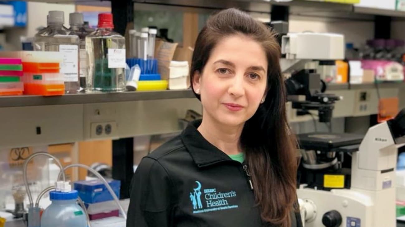 Jezabel Rodriguez Blanco Jezabel R. Blanco, Ph.D., is only the second Hollings researcher to be awarded a grant from the V Foundation.