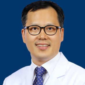 Professor Byoung Chul Cho, MD, PhD