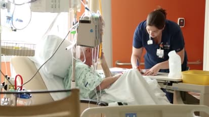 ICU Diaries Help Prevent PTSD | JHM Piloting the Initiative