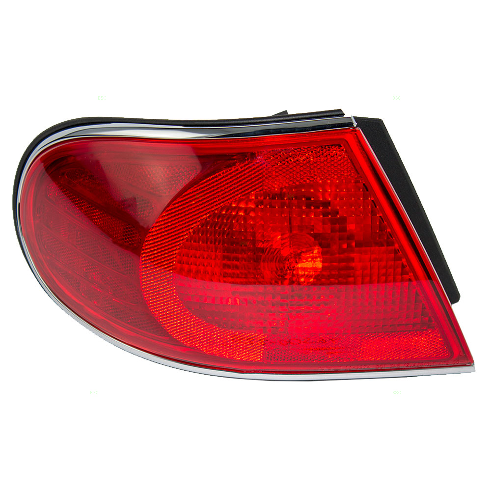 AutoandArt.com - 01-05 Buick LeSabre New Drivers Taillight Taillamp