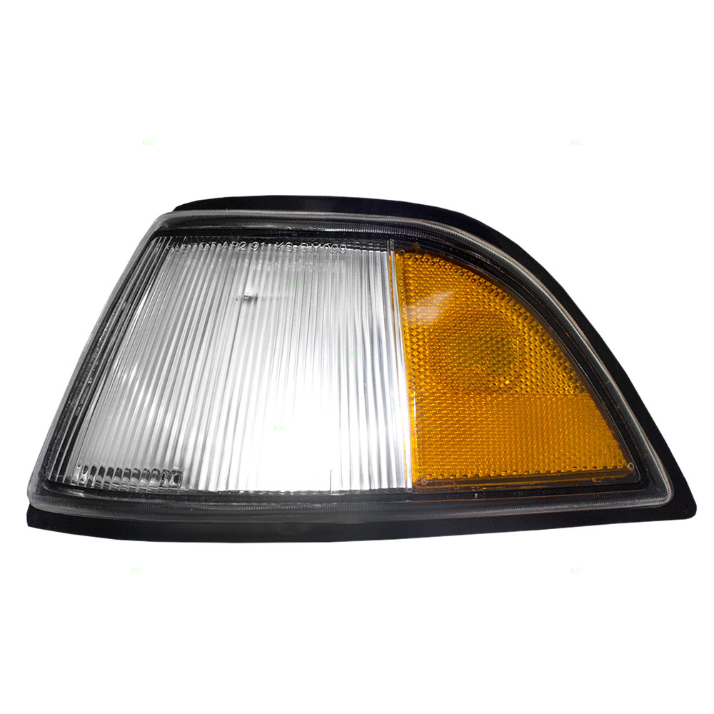 9194 Chevrolet Cavalier Drivers Side Park Signal Marker Light Assembly
