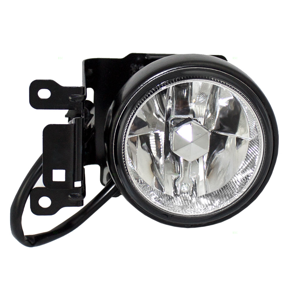 0004 Mitsubishi Montero Sport Drivers Fog Light Assembly