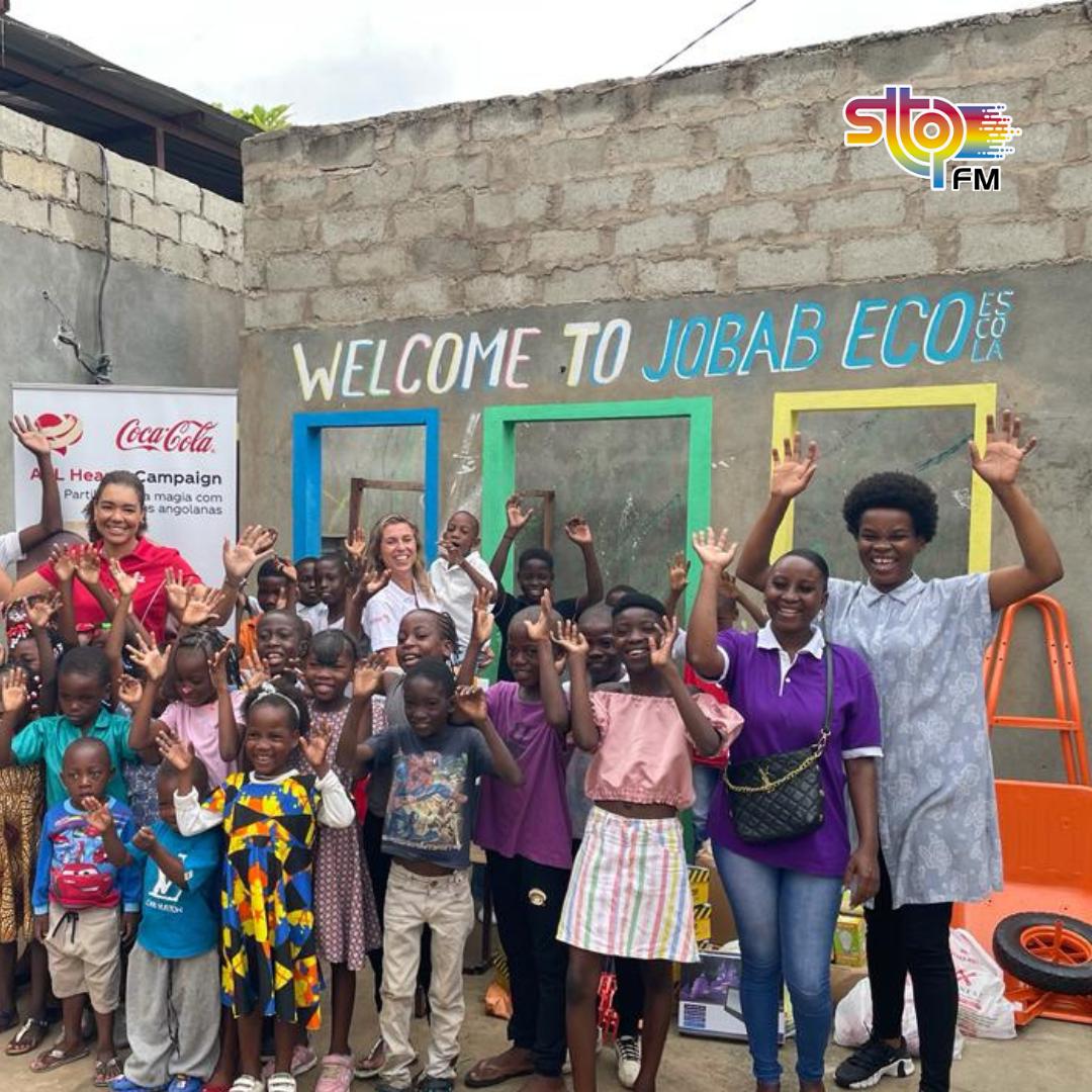 Sistema Coca-Cola em Angola e a Refriango doaram materiais diversos à organização filantrópica JOBAB Projectos Sociais