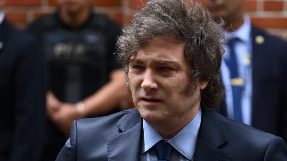 GOVERNO DE MILEI LAMENTA MORTE DO PAPA ARGENTINO