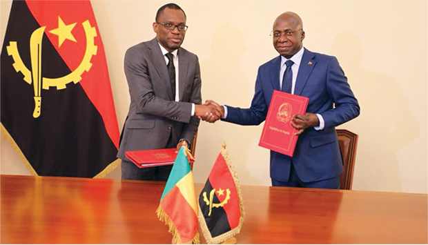 ANGOLA E BENIN FORTALECEM ACORDO DE INSENÇÃO DE VISTOS EM PASSAPORT