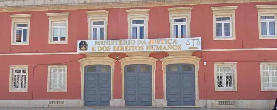 MINISTÉRIO DA JUSTIÇA DEMITE SETE FUNCIONÁRIOS POR ALEGADA CORRUPÇÃO