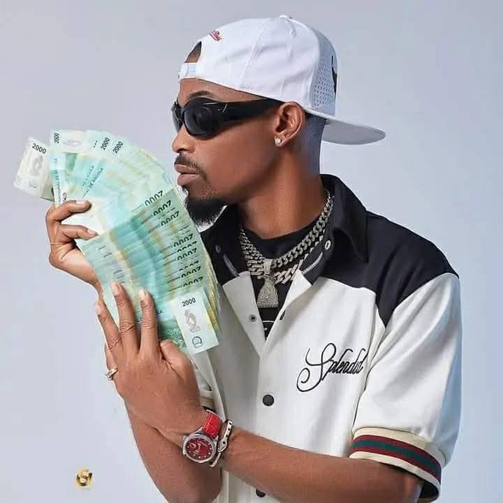 DÉLCIO DOLLAR AFIRMA QUE POBREZA EM ANGOLA É UMA ESCOLHA