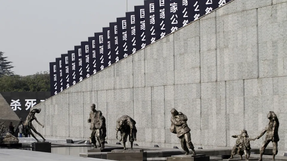 MASSACRE DE NANJING LIDERA BILHETEIRA NA CHINA