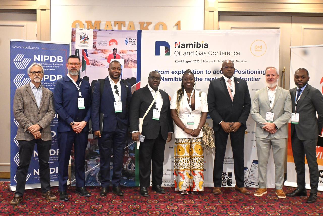 ANGOLA REFORÇA COOPERAÇÃO NA CONFERÊNCIA OIL AND GAS NA NAMÍBIA