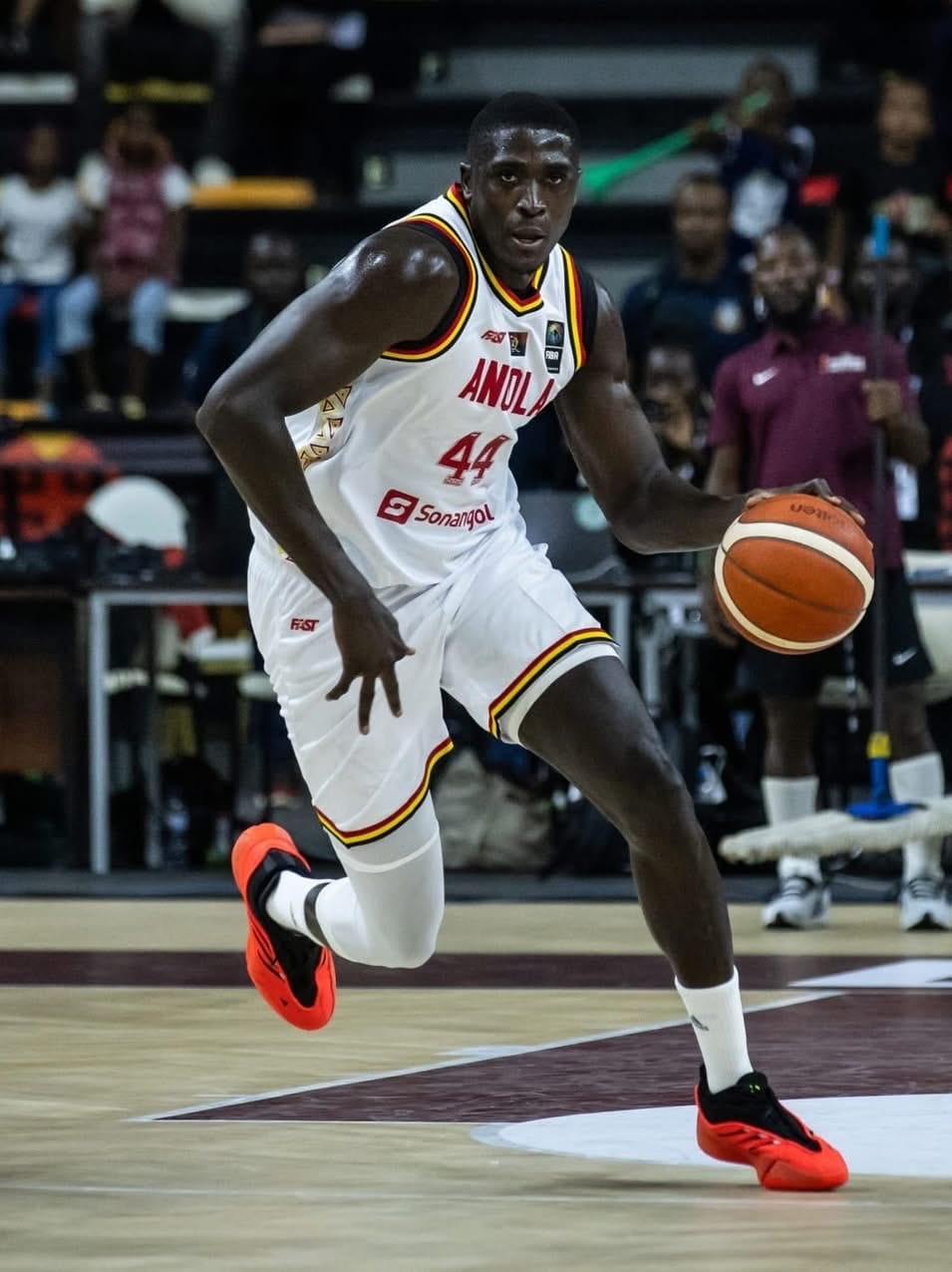 FENERBAHÇE CONFIRMA LESÃO GRAVE DE JILSON BANGO E ANUNCIA SUBSTITUTO 