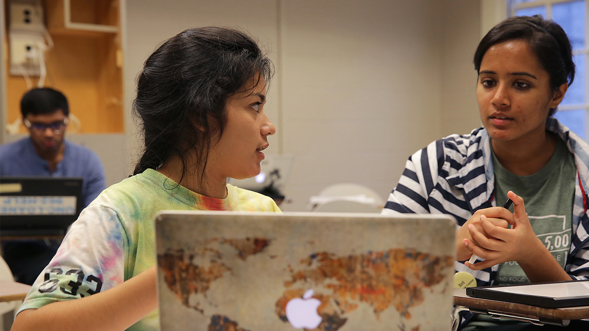 Writing and Learning Center starts students UNC Family Experience