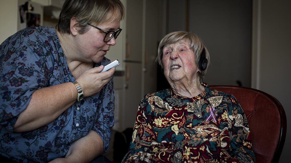 Vännen Ingela och Dagny Carlsson, 109 år