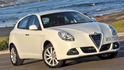 Alfa Romeo Giulietta Qv 2011 Review Carsguide