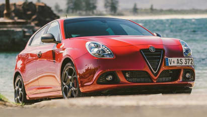 Alfa Romeo Giulietta Used Review 2011 2014 Carsguide
