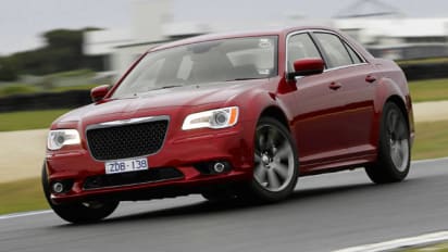 2016 Chrysler 300 Srt Review Road Test Carsguide
