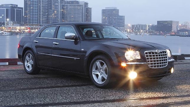 Chrysler 300c Used Review 2010 2011 Carsguide